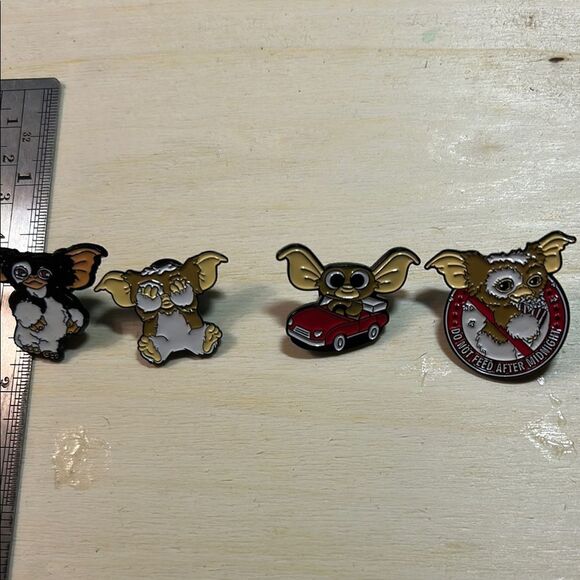Gizmo Enamel Pins - Black, White, Red - Picture 1 of 5